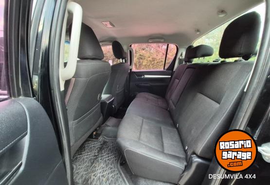 Camionetas - Toyota HILUX SR 2016 Diesel 250000Km - En Venta