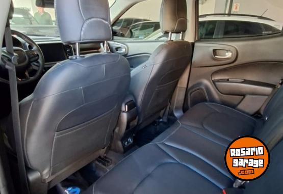 Camionetas - Fiat Toro Freedom 2024 Nafta 44000Km - En Venta