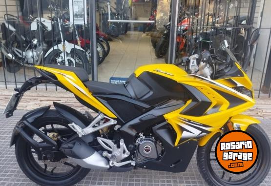 Motos - Bajaj Rouser Rs 200 2018 Nafta 8400Km - En Venta