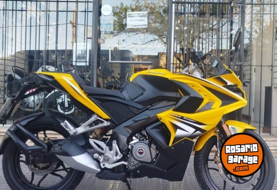 Motos - Bajaj Rouser Rs 200 2018 Nafta 8400Km - En Venta