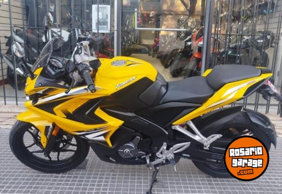 Motos - Bajaj Rouser Rs 200 2018 Nafta 8400Km - En Venta