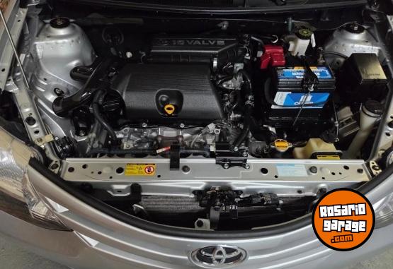 Autos - Toyota Etios 2015 Nafta 90000Km - En Venta
