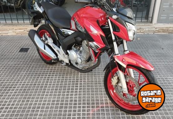 Motos - Honda CB 250 Twister 2022 Nafta 9350Km - En Venta