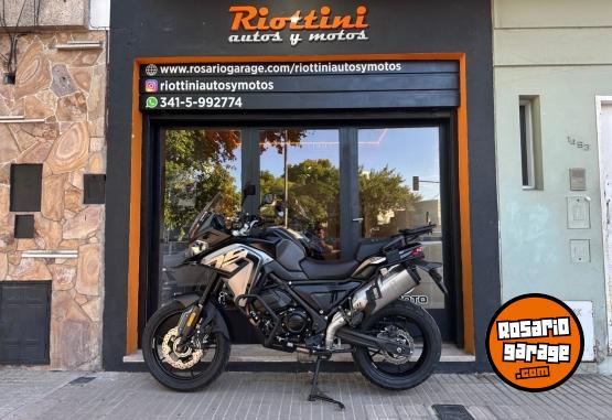 Motos - Voge DS 650 SHAD 2024 Nafta 1Km - En Venta