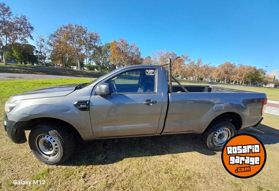 Camionetas - Ford Ranger 2018 Diesel 207000Km - En Venta
