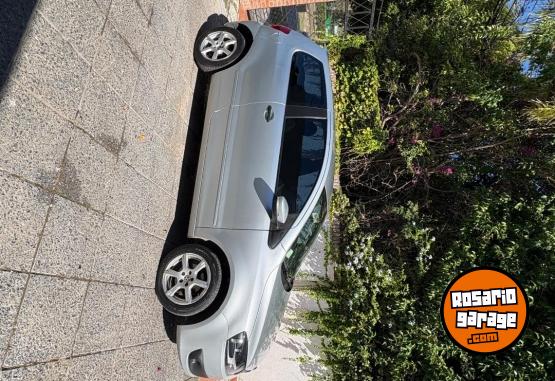 Autos - Volkswagen Fox 2013 Nafta 105066Km - En Venta