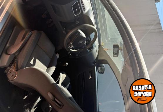 Autos - Volkswagen Fox 2013 Nafta 105066Km - En Venta