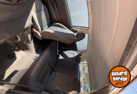 Autos - Volkswagen Fox 2013 Nafta 105066Km - En Venta