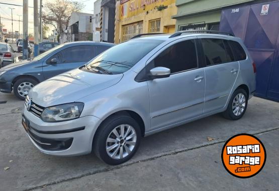 Autos - Volkswagen Suran 2011 Nafta 1Km - En Venta