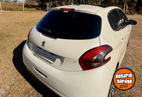 Autos - Peugeot 208 FELINE PACK CUIR 2016 Nafta 120000Km - En Venta