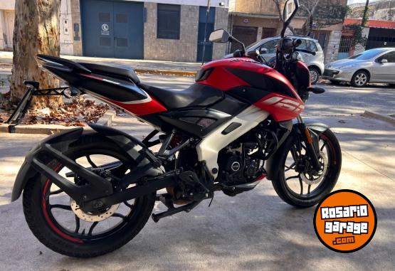 Motos - Bajaj Rouser 2023 Nafta 30000Km - En Venta