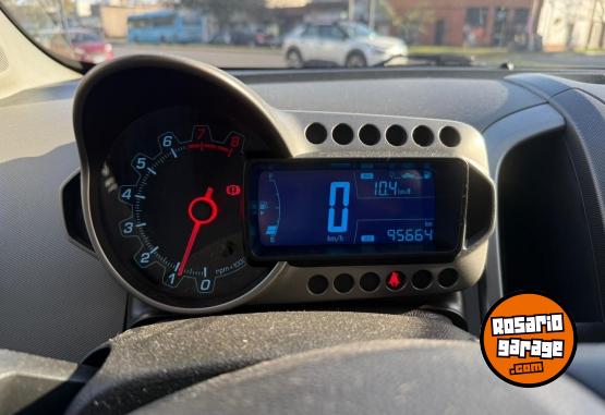 Autos - Chevrolet Sonic 2017 Nafta 97000Km - En Venta
