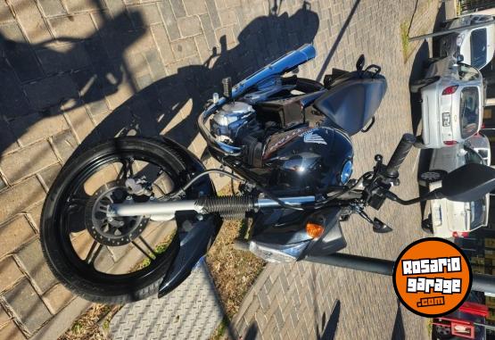 Motos - Honda New titan 150 2019 Nafta 15500Km - En Venta