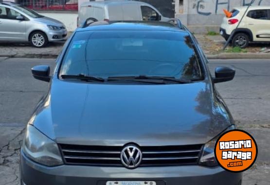 Autos - Volkswagen Suran 2012 GNC 96000Km - En Venta