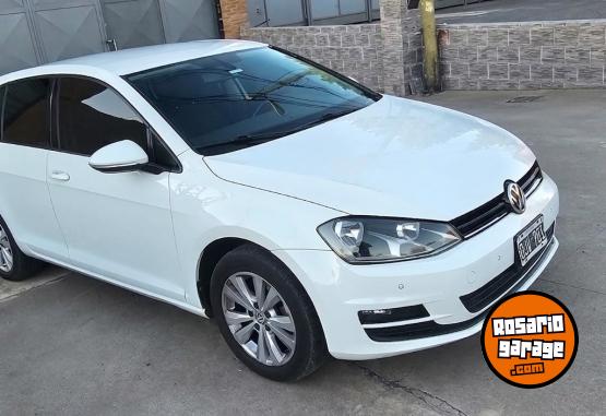 Autos - Volkswagen Golf 2015 Nafta 140000Km - En Venta