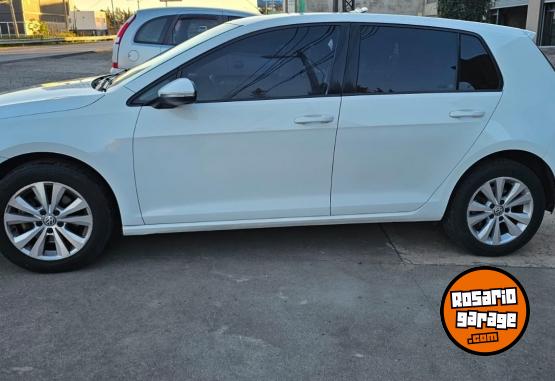 Autos - Volkswagen Golf 2015 Nafta 140000Km - En Venta