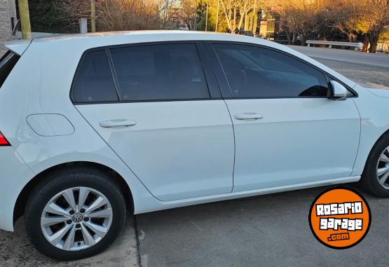 Autos - Volkswagen Golf 2015 Nafta 140000Km - En Venta