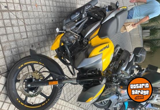 Motos - Bajaj Rouser 2025 Nafta 10000Km - En Venta