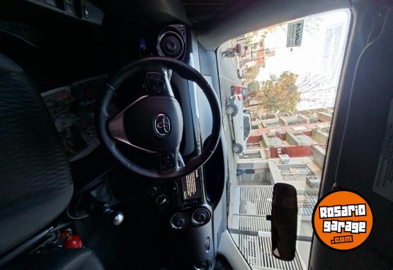 Autos - Toyota Etios 2016 Nafta 96003Km - En Venta