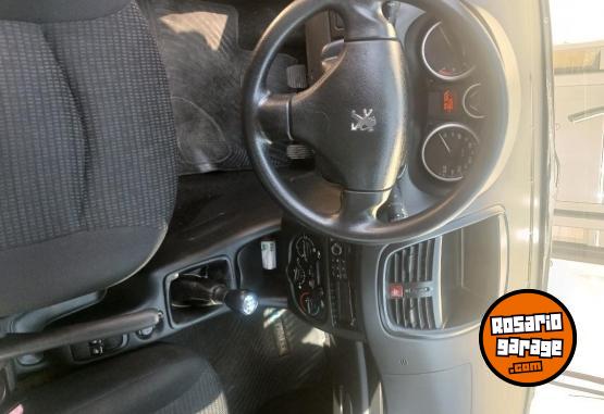 Autos - Peugeot 207 2012 GNC 95000Km - En Venta