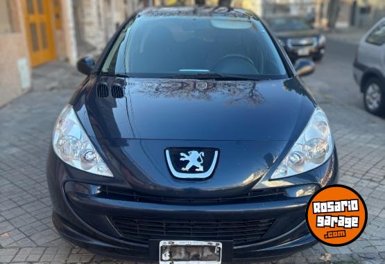 Autos - Peugeot 207 2014 Nafta 104000Km - En Venta