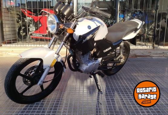 Motos - Yamaha YBR 125 2022 Nafta 9156Km - En Venta