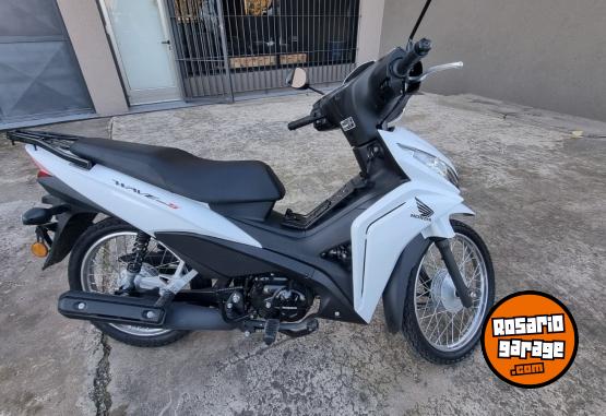 Motos - Honda Wage S 2025 Nafta 5000Km - En Venta