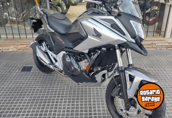 Motos - Honda NC750X 2017 Nafta 13900Km - En Venta