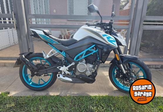 Motos - CF rz 300 2022 Nafta 10000Km - En Venta