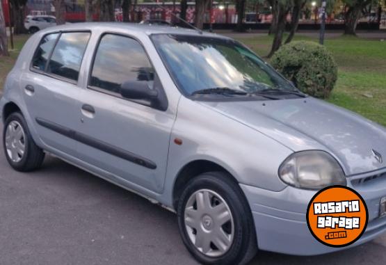 Autos - Renault Clio nafta titular impeca 2001 Nafta 160000Km - En Venta
