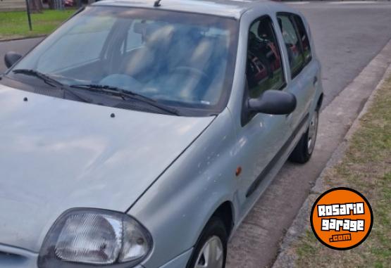 Autos - Renault Clio nafta titular impeca 2001 Nafta 160000Km - En Venta