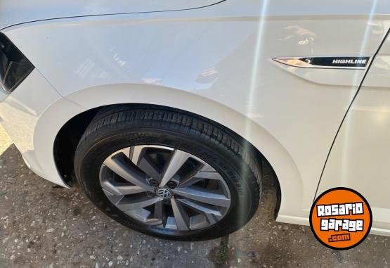 Autos - Volkswagen Virtus 2021 Nafta 111111Km - En Venta