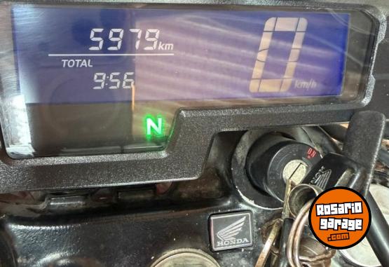 Motos - Honda Tornado 2020 Nafta 6000Km - En Venta