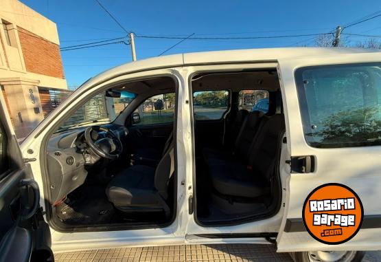 Utilitarios - Citroen Berlingo  furg�n mixto 2015 Diesel 198000Km - En Venta