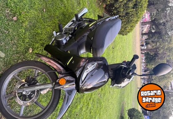 Motos - Motomel BLITZ PLUS FULL 110 2024 Nafta 5712Km - En Venta