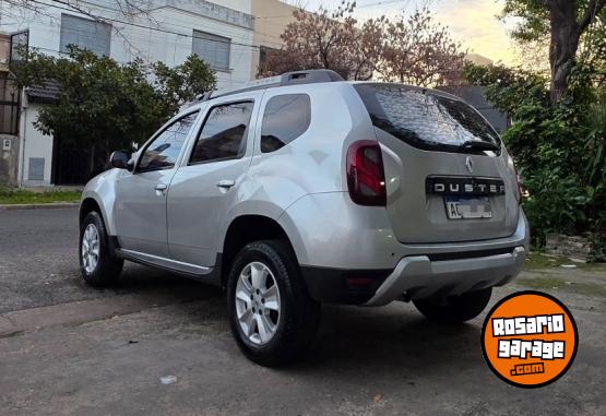 Autos - Renault Duster privillege 2018 Nafta 82000Km - En Venta