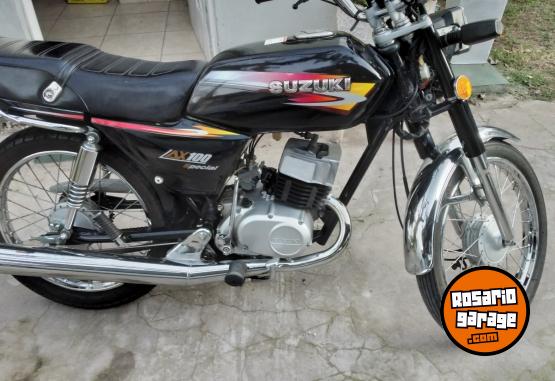 Motos - Suzuki Ax 100 2016 Nafta 21000Km - En Venta