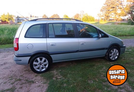 Autos - Chevrolet Zafira GLS 2.0 2009 GNC 230000Km - En Venta