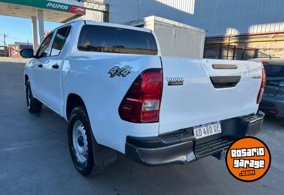 Camionetas - Toyota Hilux 2019 Diesel 218000Km - En Venta