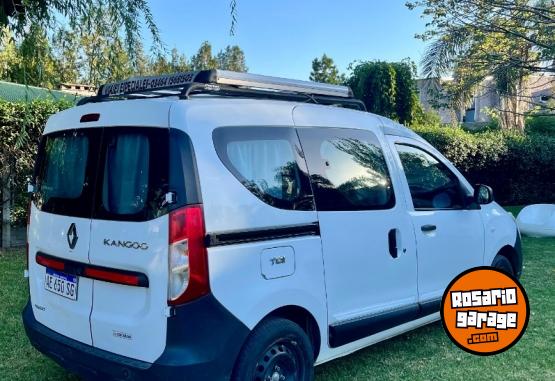 Utilitarios - Renault Kangoo II Express Confort 2021 Diesel 145000Km - En Venta