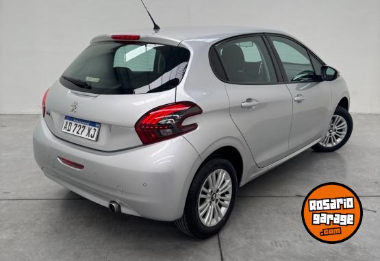 Autos - Peugeot 208 1.6 Allure Nav 2019 Nafta 130000Km - En Venta
