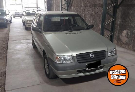 Autos - Fiat Uno Fire 2006 Nafta 111111Km - En Venta