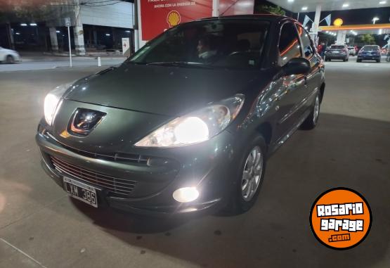 Autos - Peugeot 207 compact 1.4 2012 Nafta 107000Km - En Venta