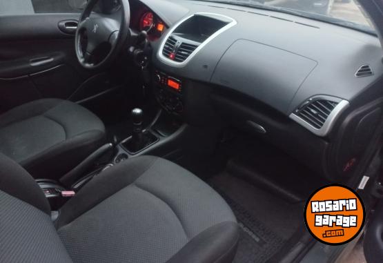 Autos - Peugeot 207 compact 1.4 2012 Nafta 107000Km - En Venta