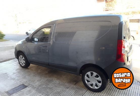 Utilitarios - Renault KANGOO CONFORT 2025 Nafta 13000Km - En Venta