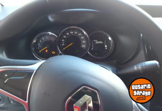 Utilitarios - Renault KANGOO CONFORT 2025 Nafta 13000Km - En Venta