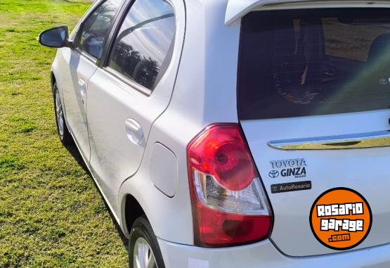 Autos - Toyota Etios 2016 Nafta 120Km - En Venta