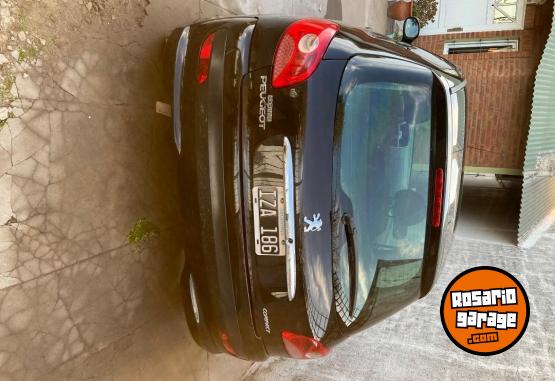 Autos - Peugeot 207 2010 Nafta 143000Km - En Venta