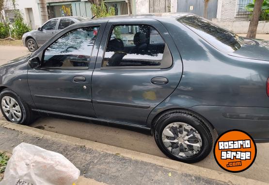Autos - Fiat Siena 2005 Diesel 271800Km - En Venta