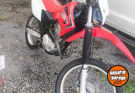 Motos - Honda Xr 2016 Nafta 10000Km - En Venta